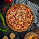 پیتزا مخصوص لونا